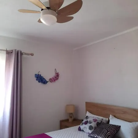 Apartamento Modern In With Shared Pool